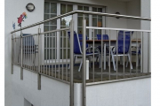 Variationen von Stakettengeländern